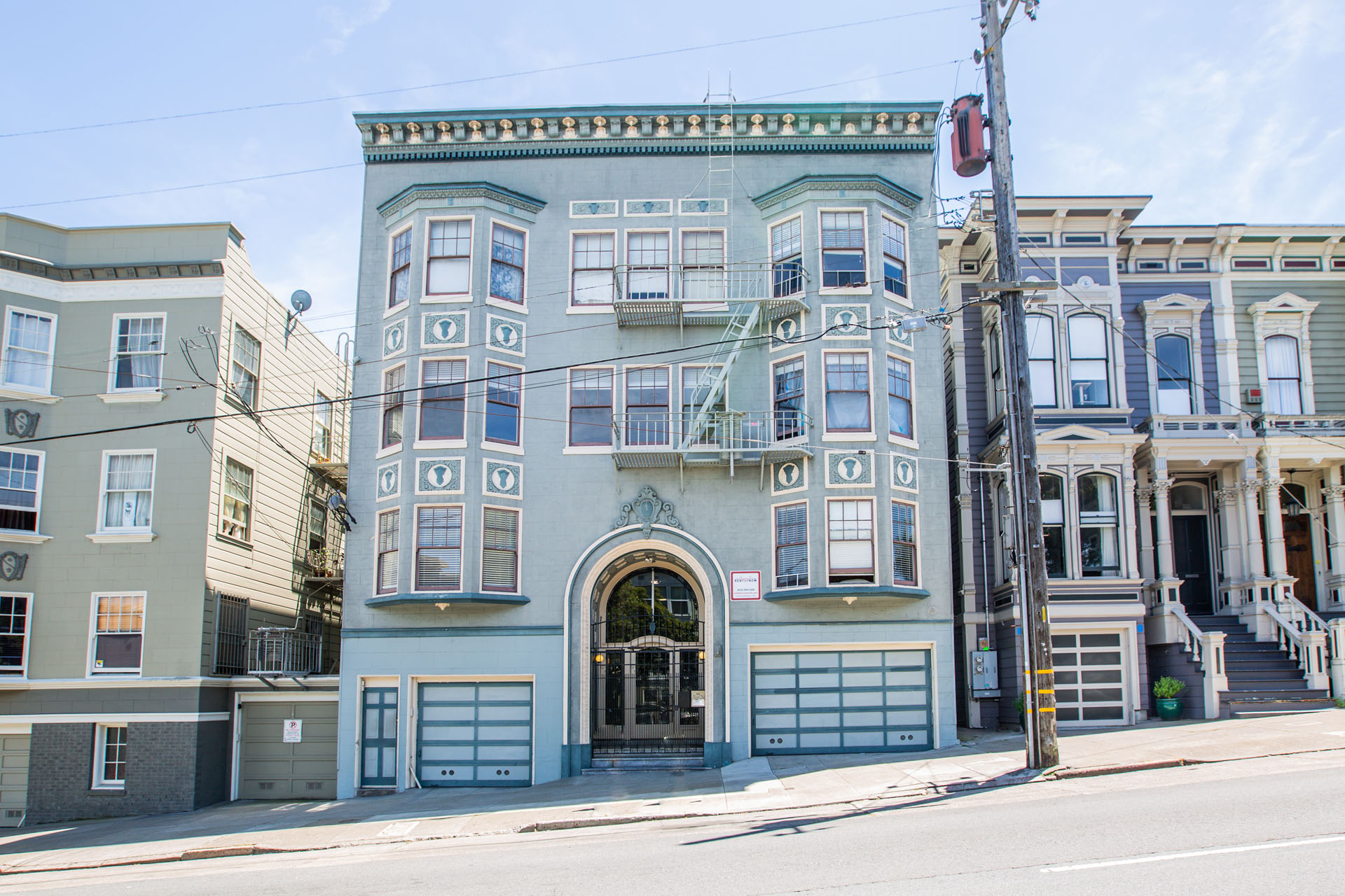 1725 Turk Building Photo 1