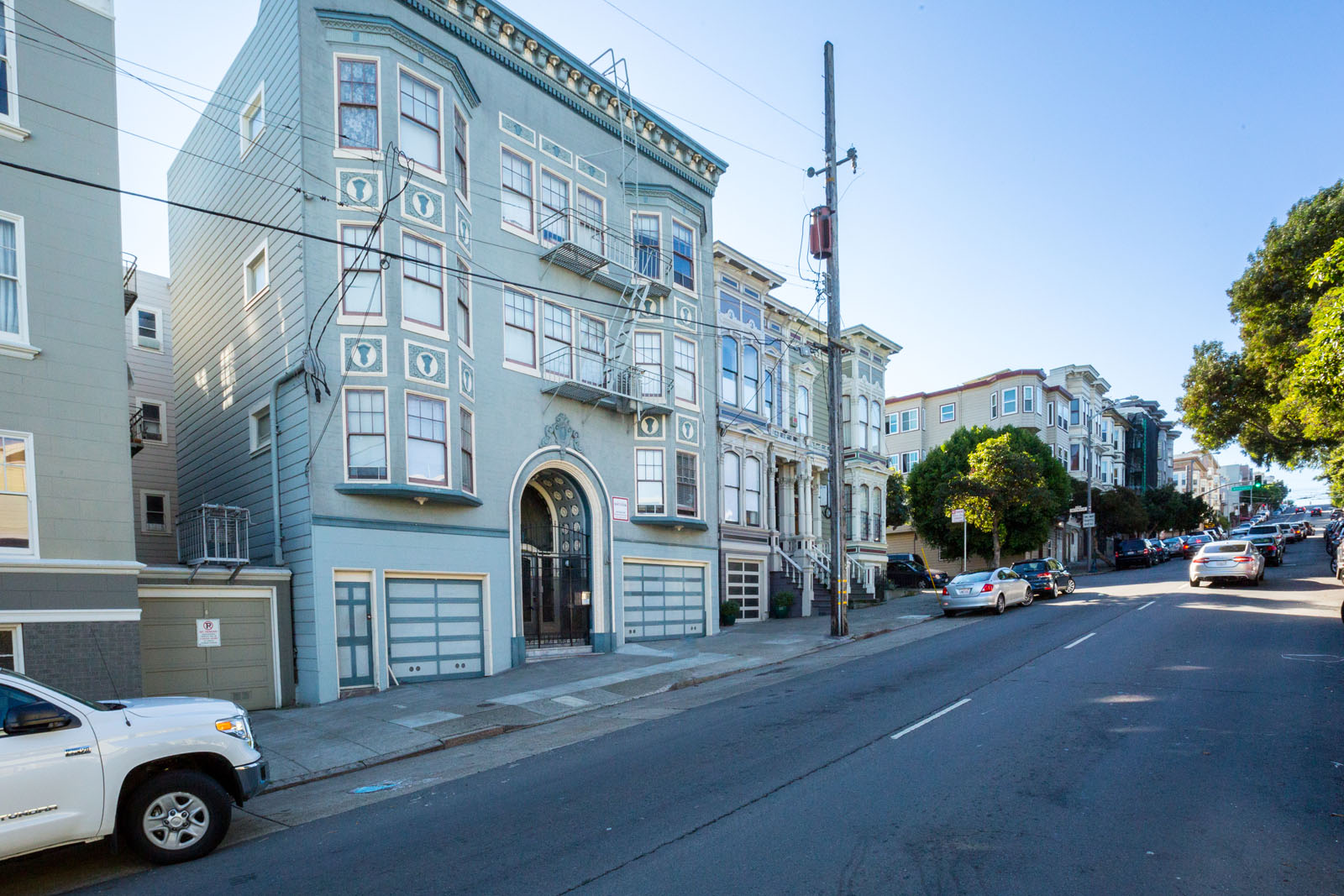 1725 Turk Building Photo 3