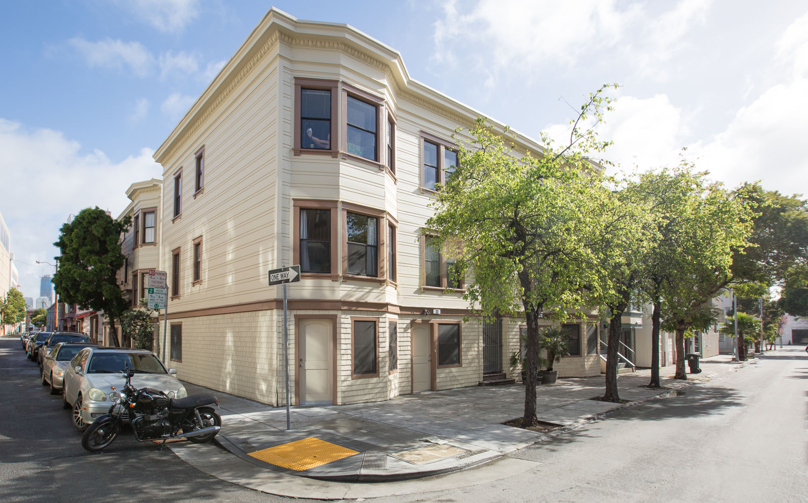 35-41 Lafayette Building Photo 2