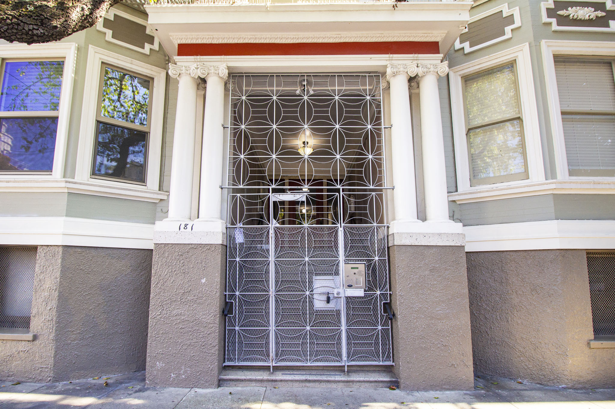 181 Bartlett Building Photo 2