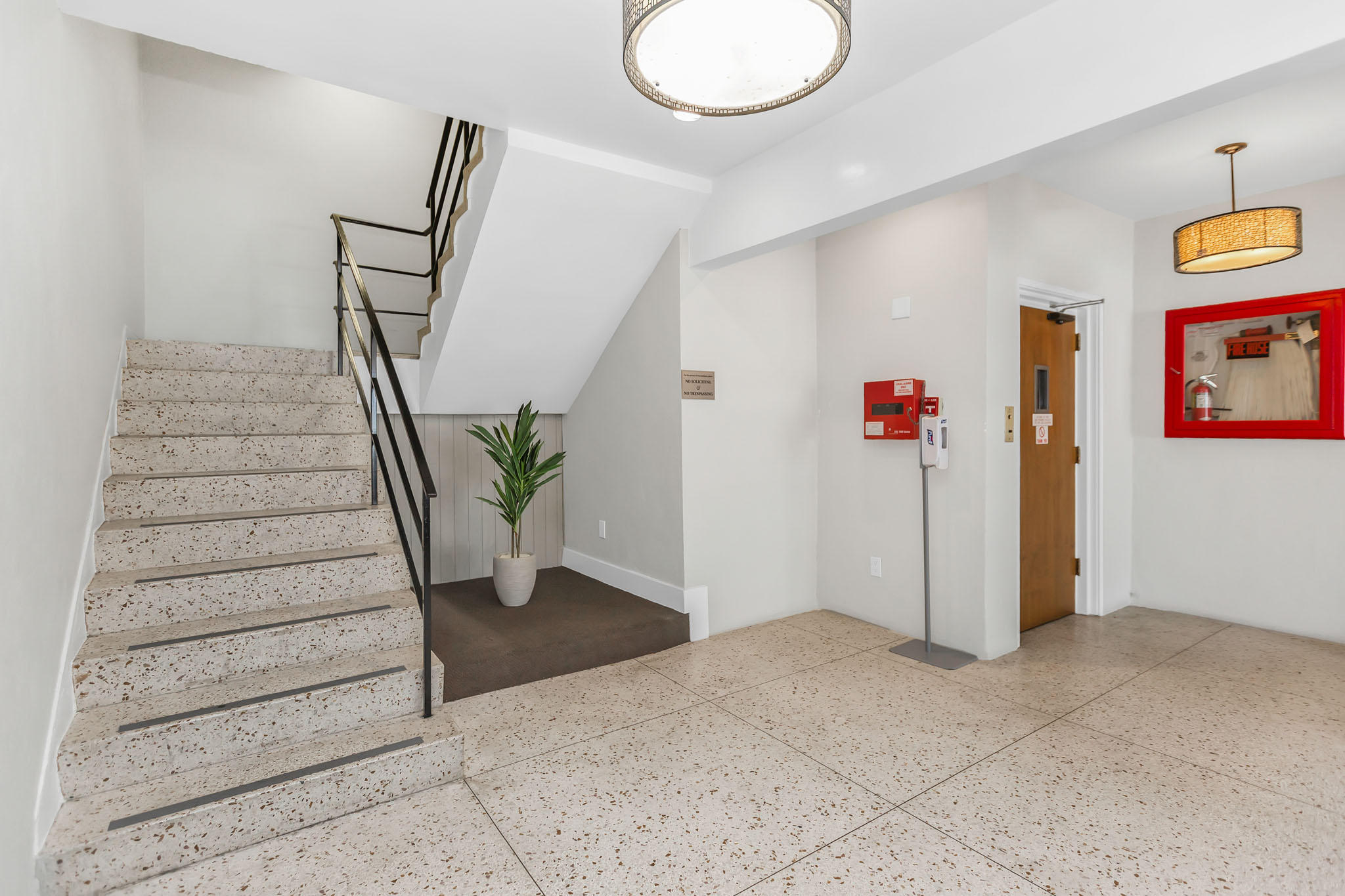 175 21st Avenue Building Photo 4