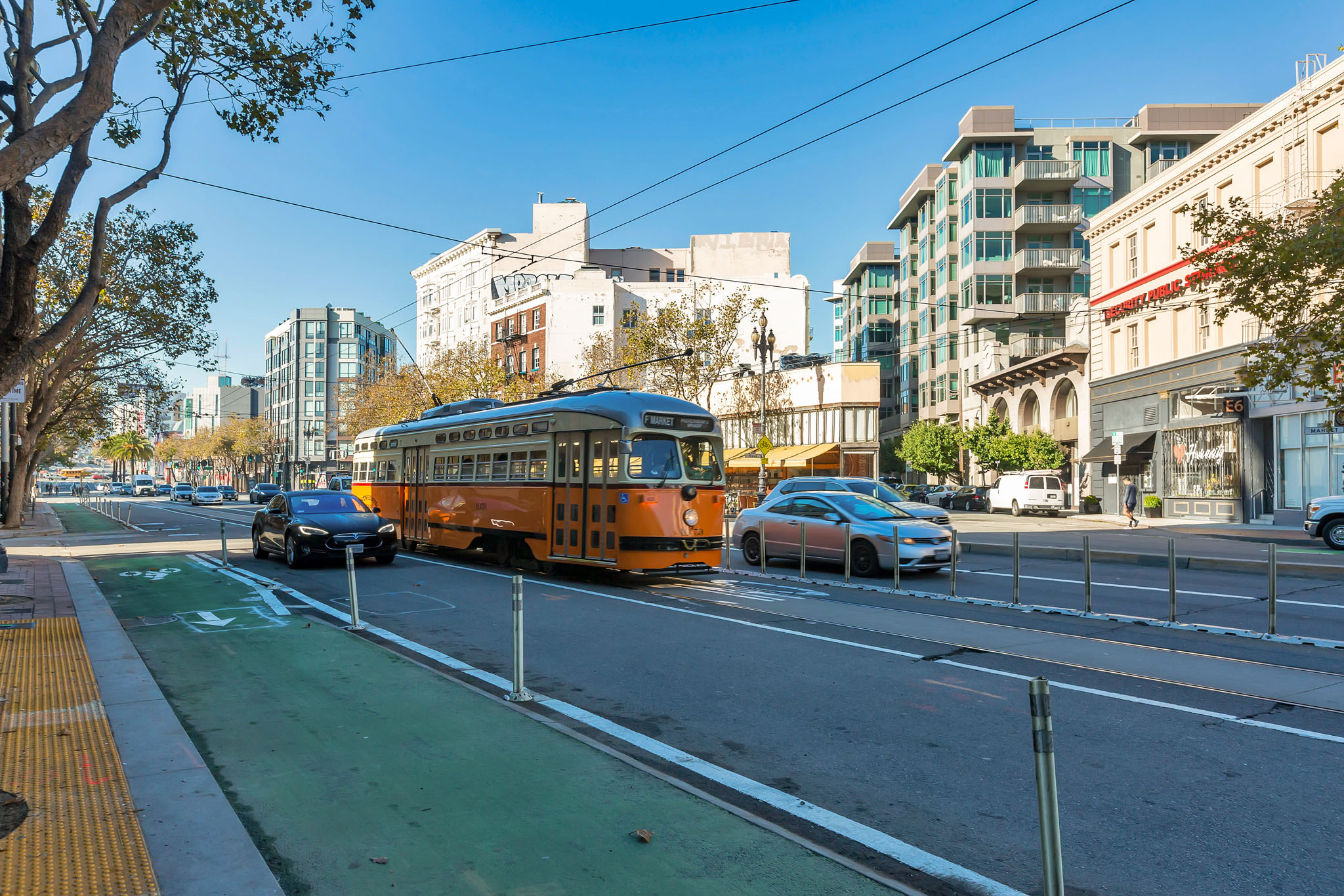 1651 Market Building Photo 6