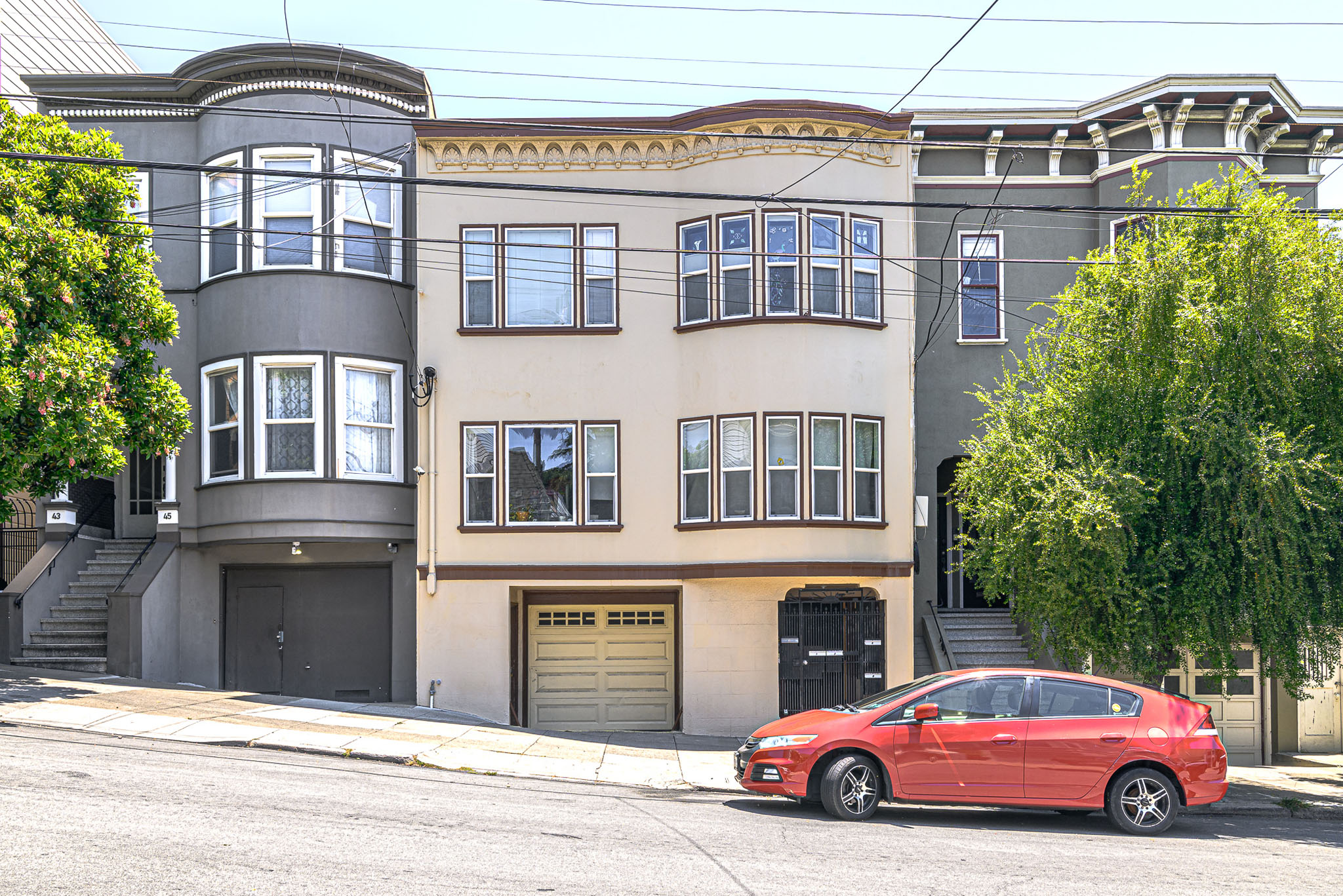 51 Diamond Building Photo 1