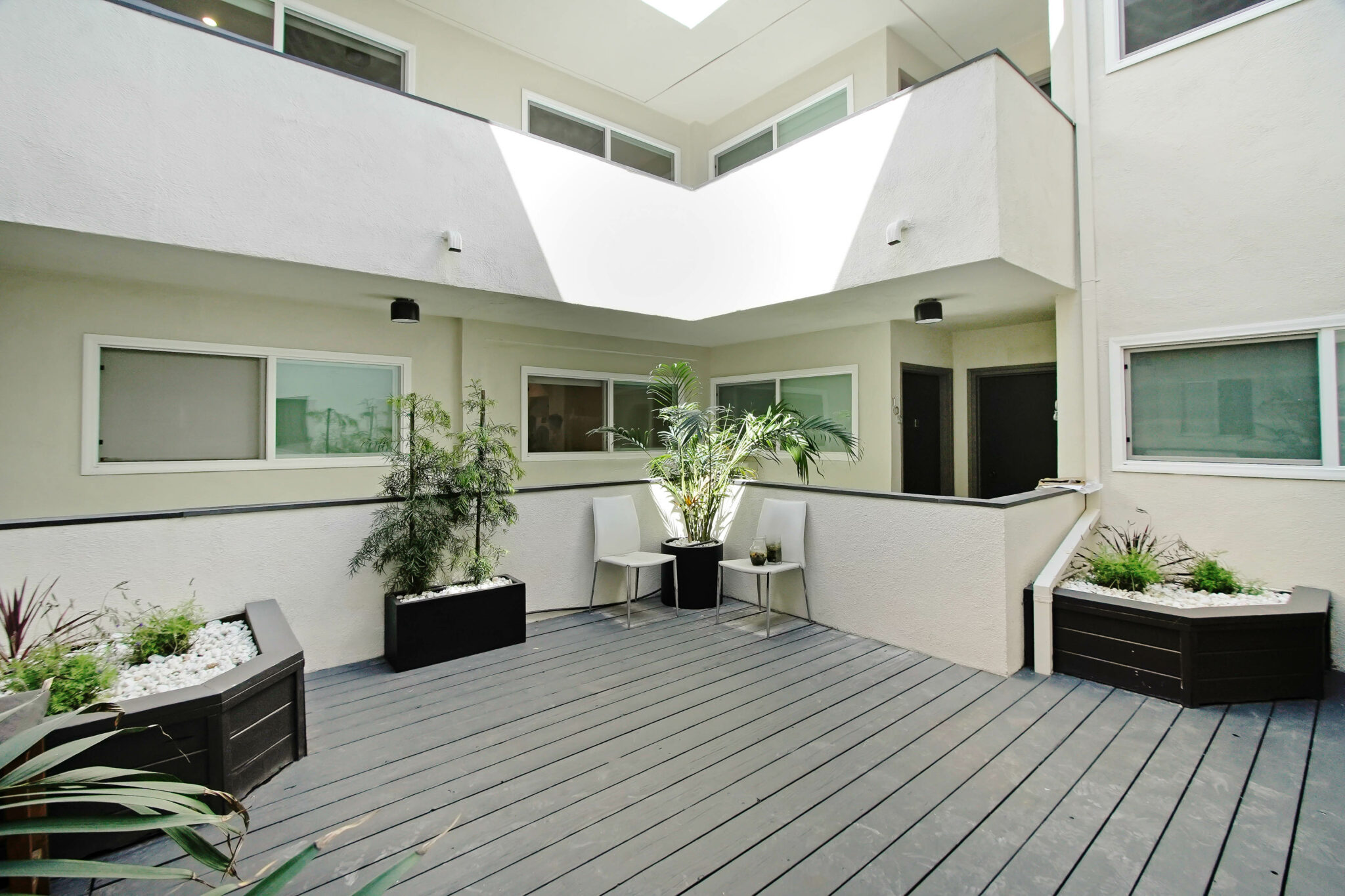 110 South Swall Building Photo 3