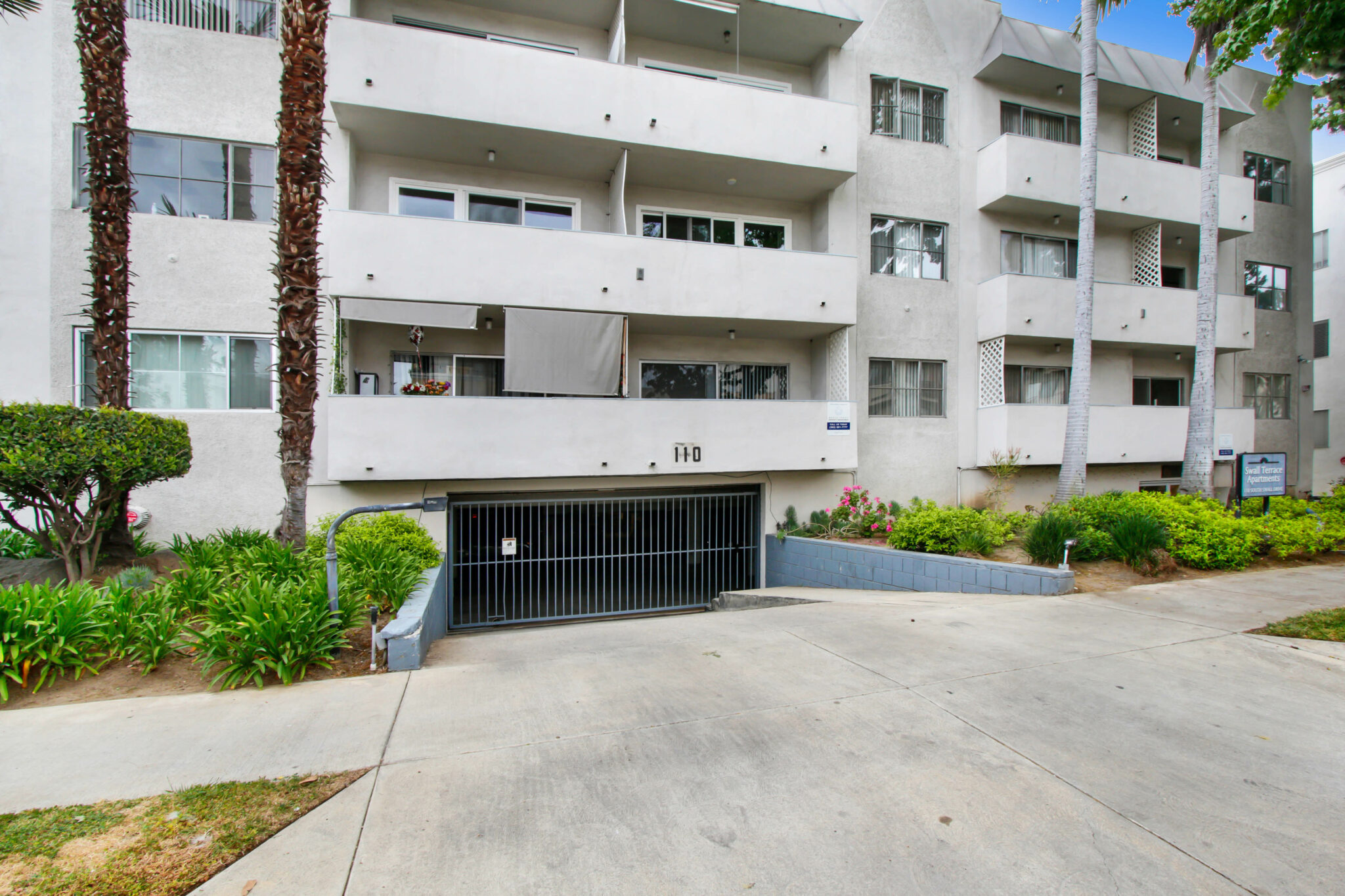 110 South Swall Building Photo 4