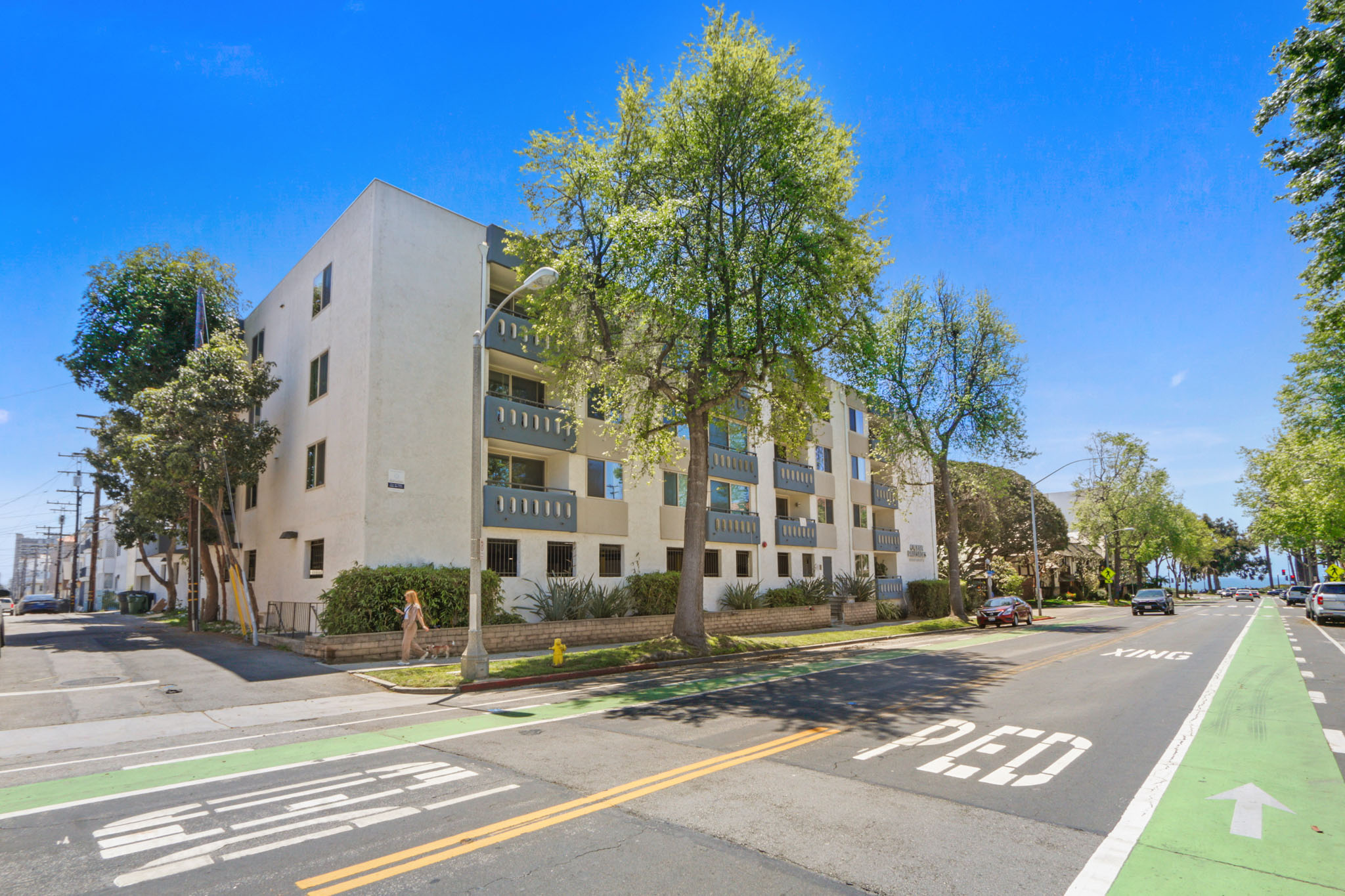 801 2nd Street Building Photo 2